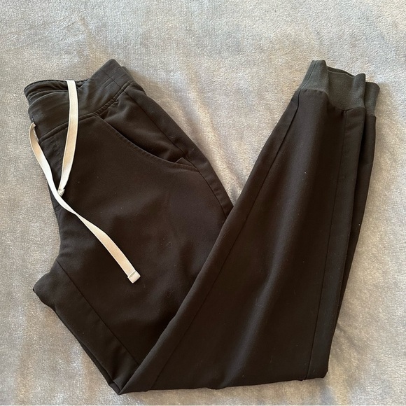 FIGS ZamoraT™ Jogger Scrub Pants Black PO2255 - Picture 13 of 14